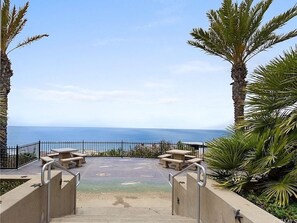 Property grounds - SEASIDE @ Strands Beach- Beautiful Remodel-Steps to the Beach! (Dana Point)