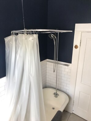 Combined shower/tub, hair dryer, towels, soap - Historic Hoffman House (Auburn)