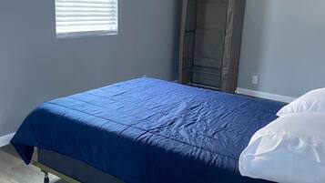 2 bedrooms, WiFi, bed sheets