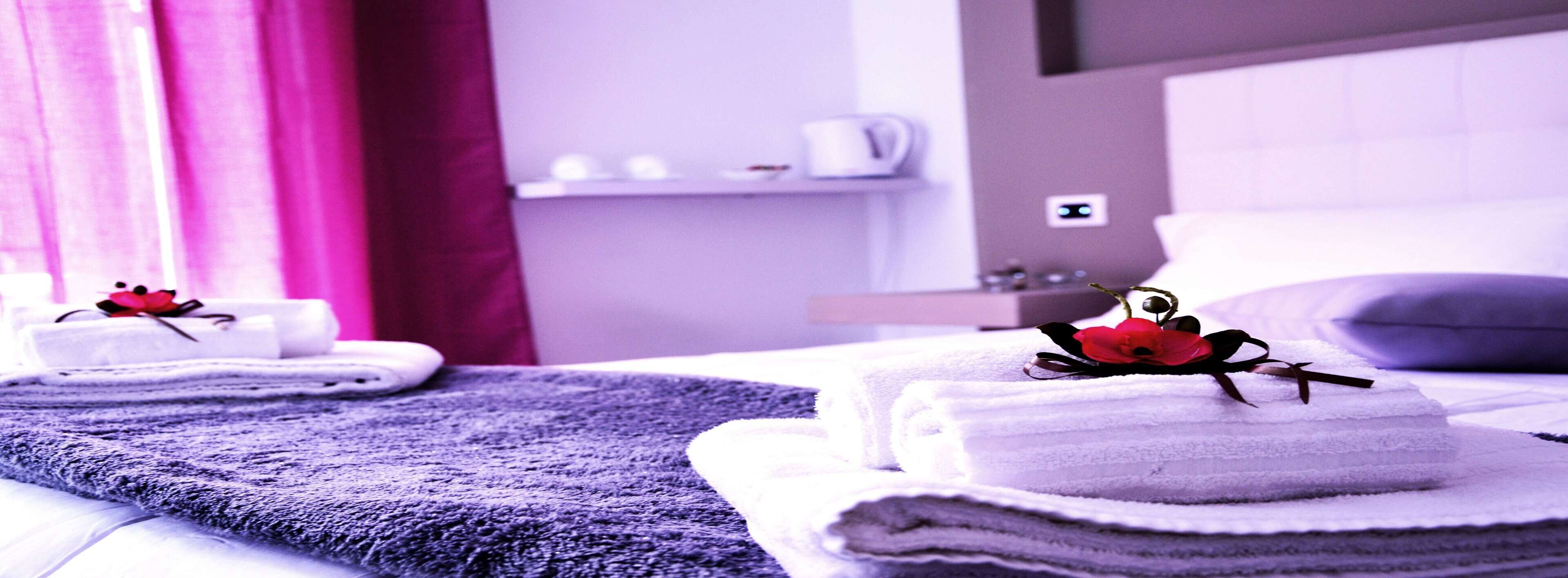 5 soverom, skrivebord, strykejern/-brett og wi-fi (inkludert)