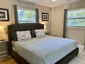 2 sovrum, skrivbord, strykjärn/strykbräda och gratis wi-fi