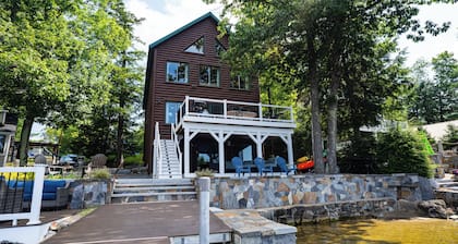 Maple Cove Lodge on Lake Sebago Waterfront!