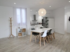 Dining - Del Parque Flats Puerto (Malaga)