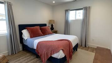 2 habitaciones, tabla de planchar con plancha y wifi gratis