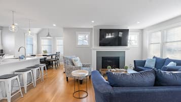 TV connectée, cheminée