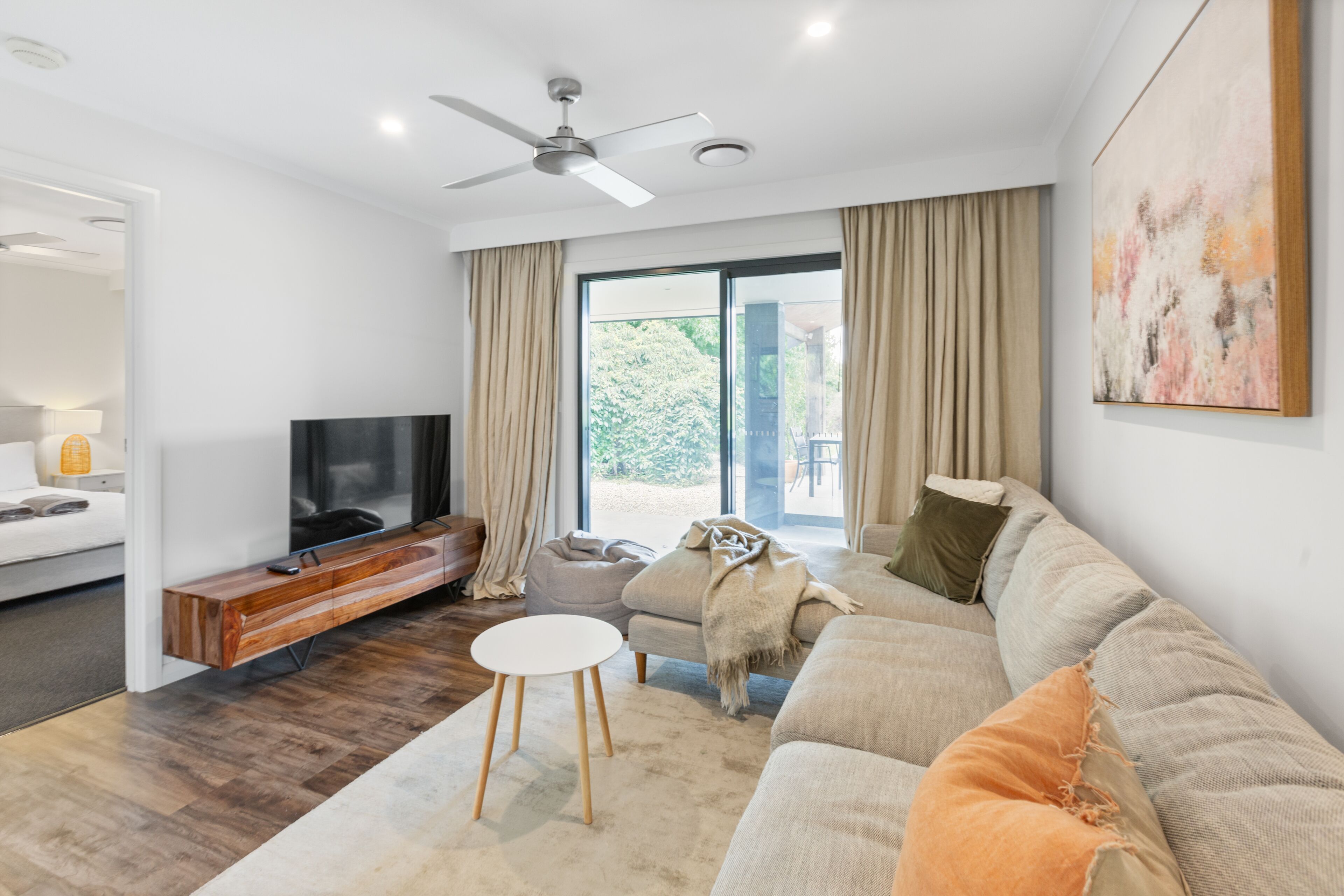 Cottonwoods- Winter & Summer Property - Mansfield