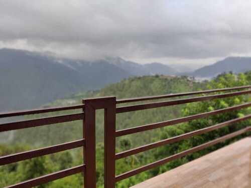 The Whisteling Cottage