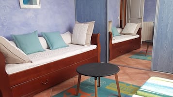 4 Schlafzimmer, Bügeleisen/Bügelbrett, Reisekinderbett, kostenloses WLAN