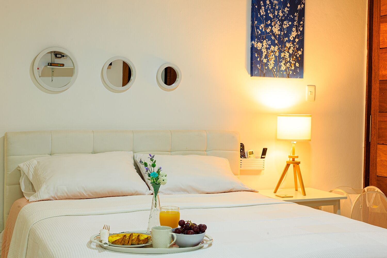 2 bedrooms, iron/ironing board, free WiFi