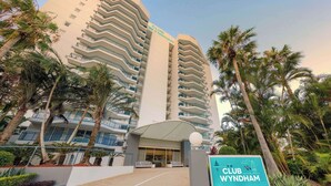 A multi-story hotel with a prominent sign reading "CLUB WYNDHAM". - Club Wyndham Kirra Beach, Trademark Collection by Wyndham (Coolangatta)