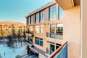 Property grounds - Beautiful third-floor condo steps from river & gondola with hot tub & pool (Avon)