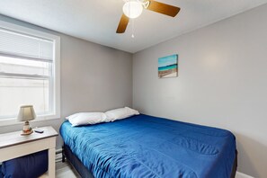 1 chambre, fer et planche à repasser, accès à Internet, literie fournie