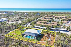 Exterior - Sea Bell Home - Short walk to Bowman`s Beach. Spacious vacation rental home (Sanibel)