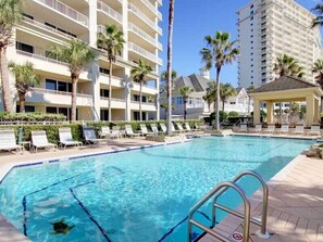 Piscine couverte