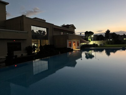 Cozy Neat Quiet Deluxe Villa-Stay near Bangalore Airport