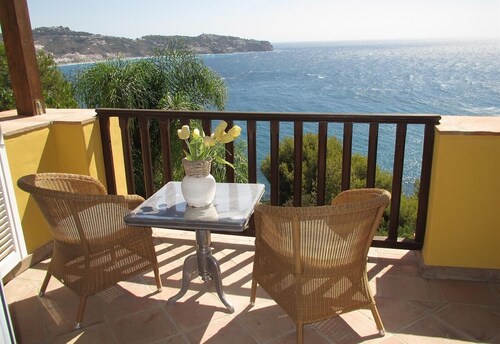 Villa "Casa Heidi" avec vue sur la mer, piscine, balcon, climatisation et Wi-Fi