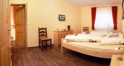 Doppelzimmer 3 - Gästehäuser Am Nibelungensteig