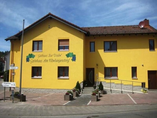 Exterior - Single room 32 - Guesthouses Am Nibelungensteig (Lautertal (Odenwald))