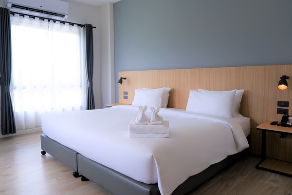 Deluxe Corner King Room | Caja fuerte, escritorio, espacio para trabajar con un portátil