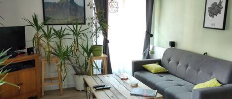 TV connectée, jeux vidéo, livres, chaßne hi-fi