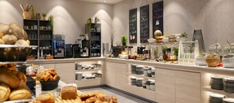 Holiday Inn - the niu, Hub Dusseldorf Messe by IHG