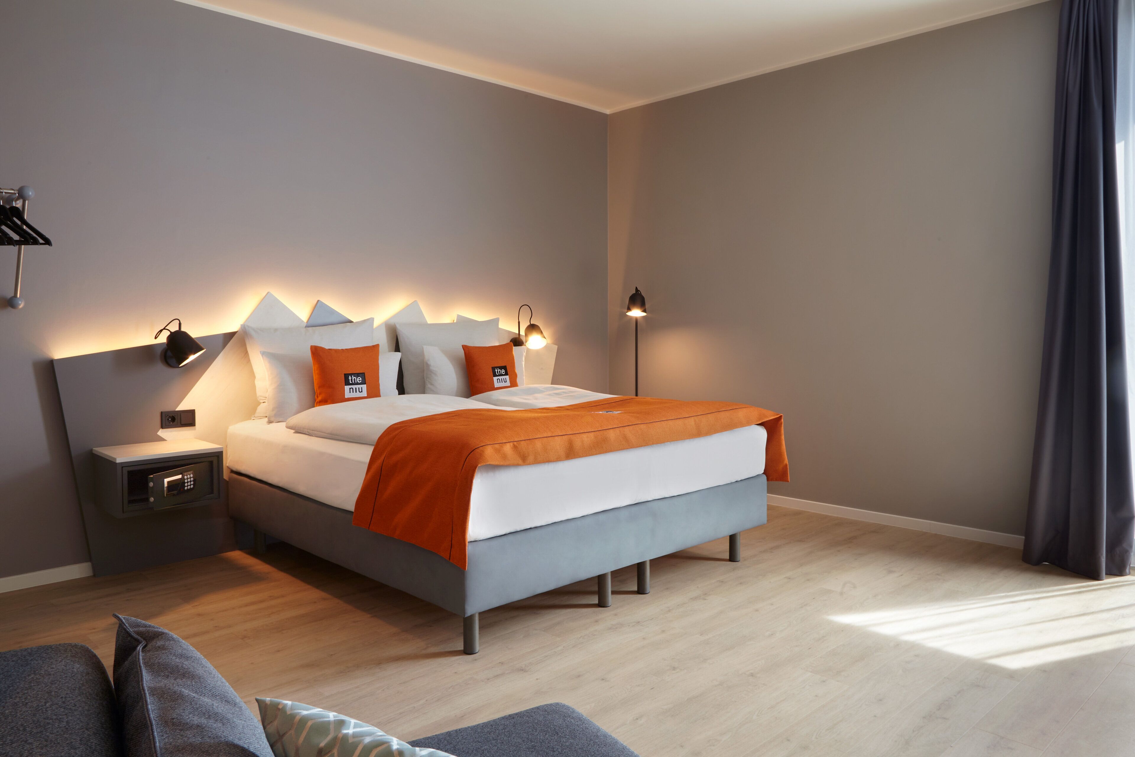 in-room safe, desk, soundproofing, free wifi