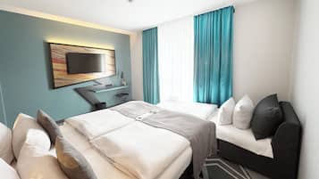 Chambre Premium, 1 grand lit et 1 canapé-lit (Up to 3 Adults)