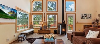 Beautiful Boulder Bay Setting & Lake Views! Game Room! HOT TUB!