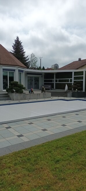 Outdoor pool - Villa with private pool, sauna and Jacuzzi. (Dampierre les Bois)