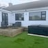 Pet-friendly - 2 Bedrooms Bungalow hot tub Parking