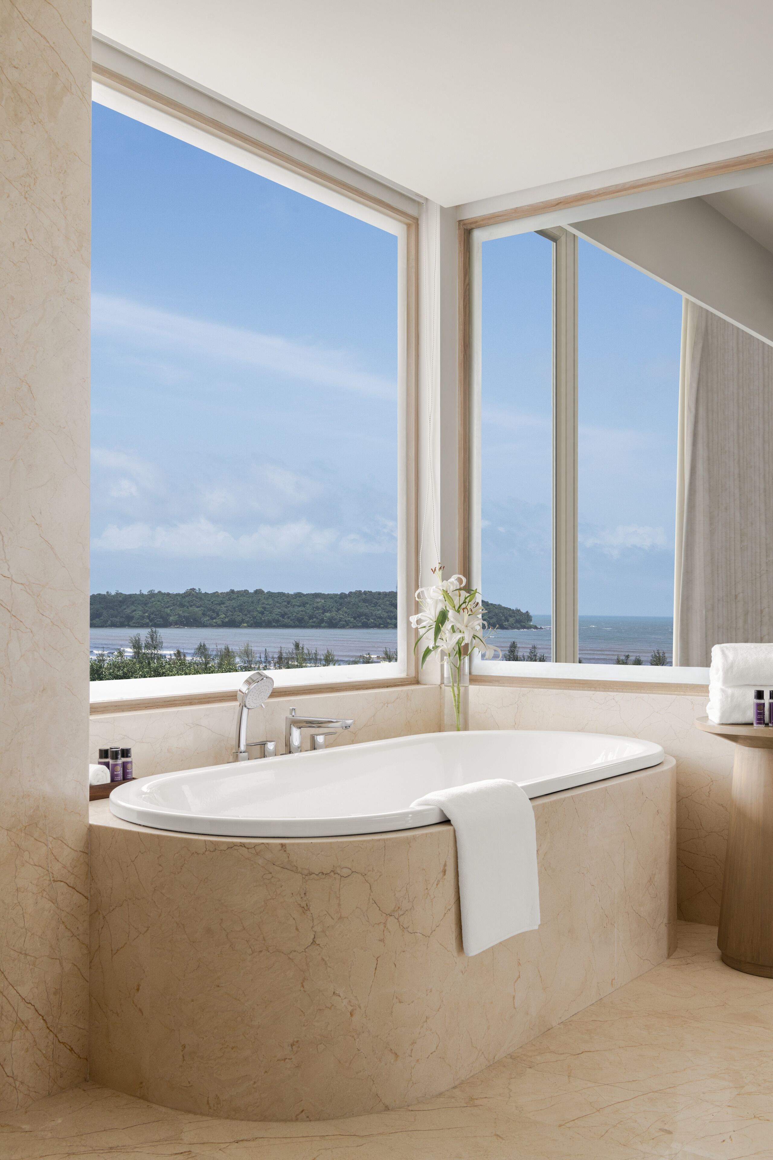 Photo - Vivanta Goa, Miramar