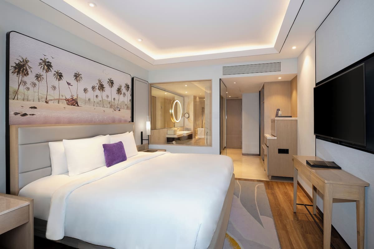 1 bedroom, minibar, in-room safe, desk
