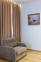 Sistema de insonorización, wifi gratis y ropa de cama 