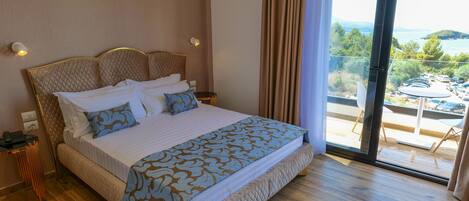 Deluxe trippelrum - balkong | 1 sovrum, ljudisolering, gratis wi-fi och sängkläder