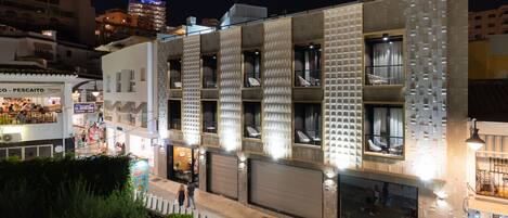 Facciata della struttura