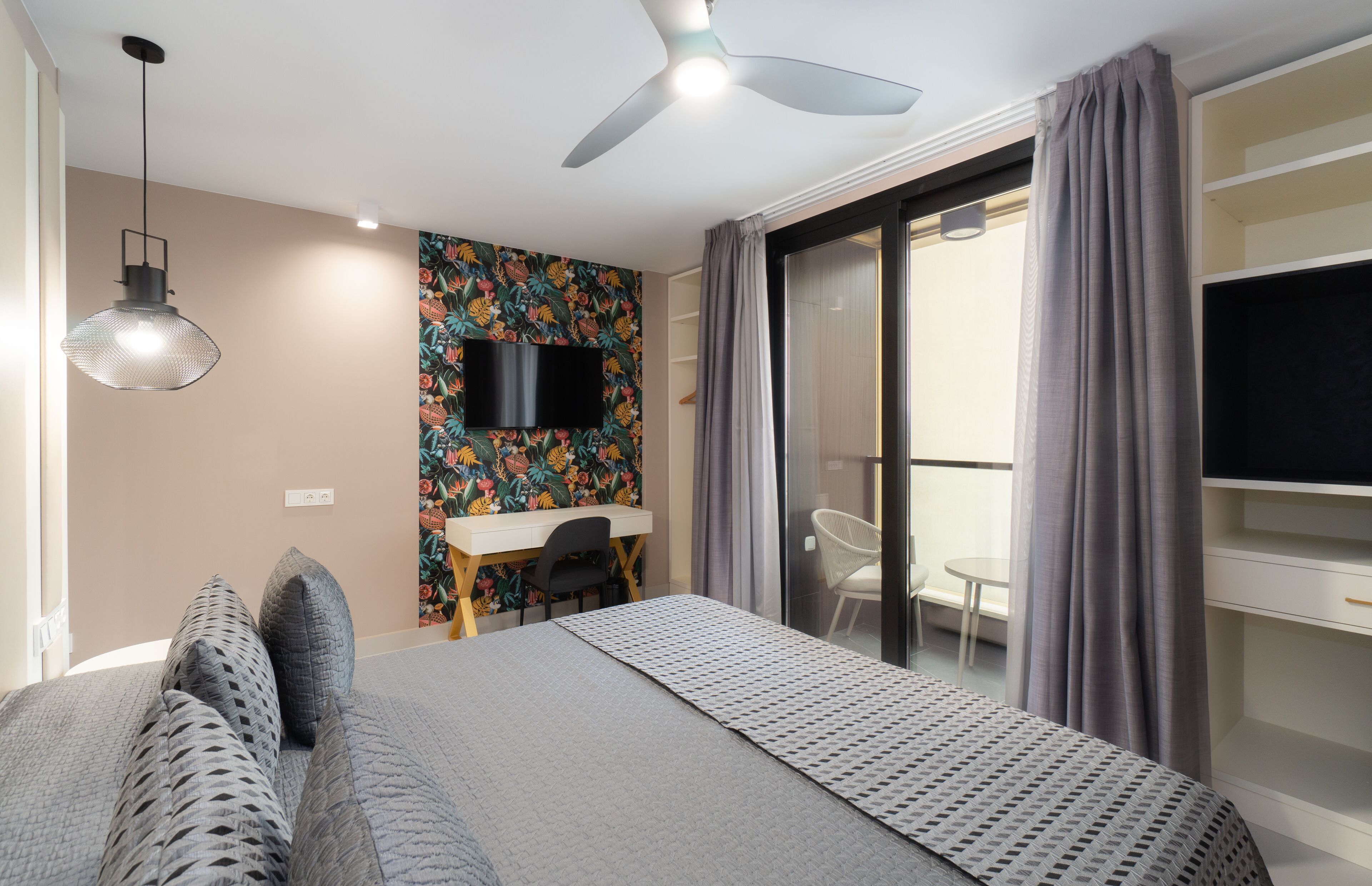 deluxe double room | egyptian cotton sheets, premium bedding, down duvets, memory-foam beds