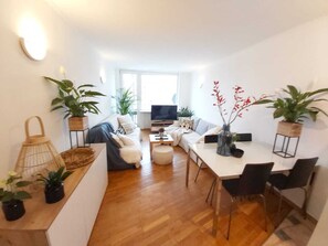 Smart-TV, Videospiele, DVD-Player