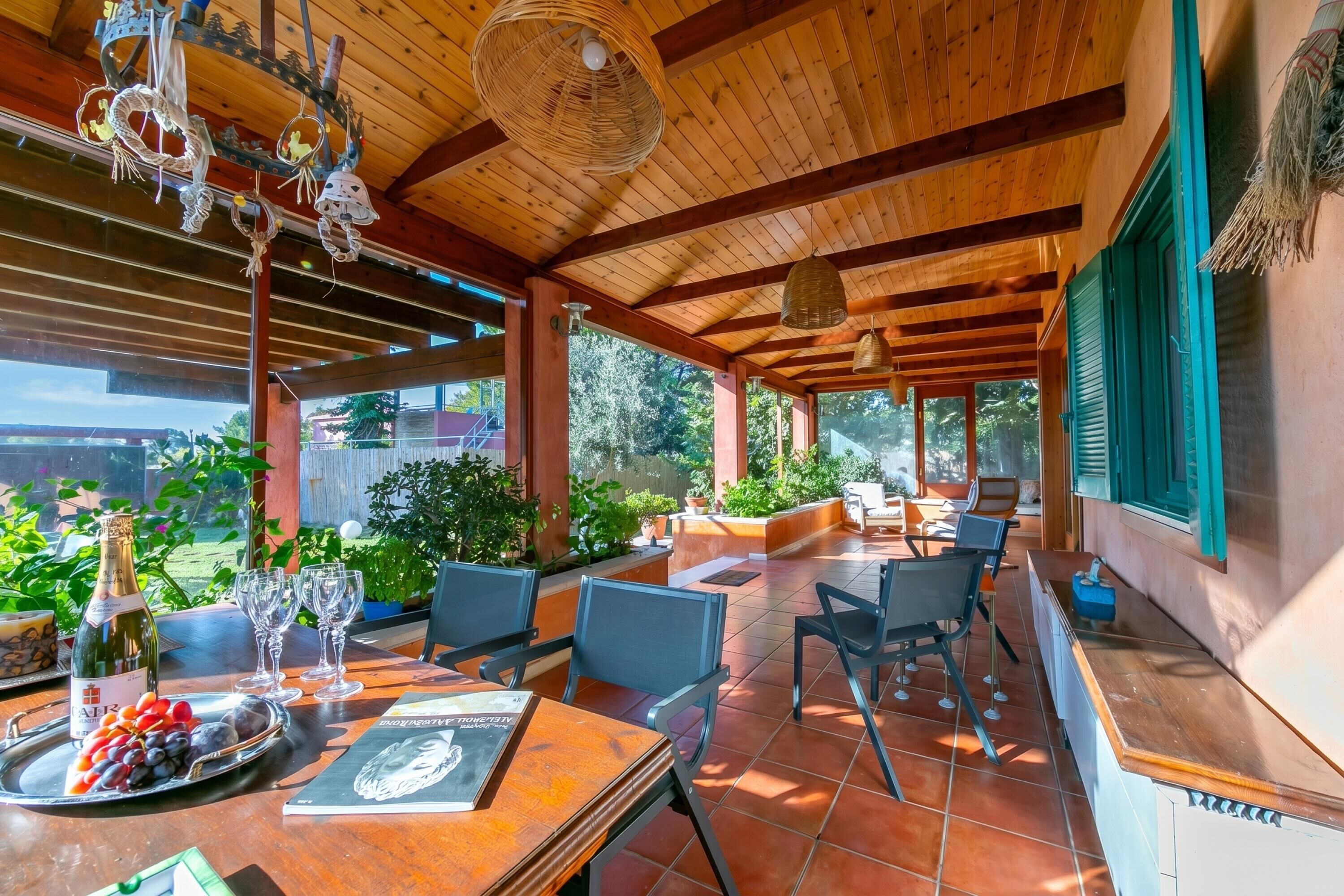 Family Villa, 2 Bedrooms, 2 Bathrooms (Villa Revita Kourouta beach) | Outdoor dining