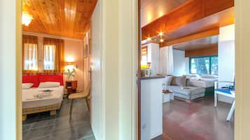 Family Villa, 2 Bedrooms, 2 Bathrooms (Villa Revita Kourouta beach) | 2 bedrooms, iron/ironing board, free WiFi, bed sheets