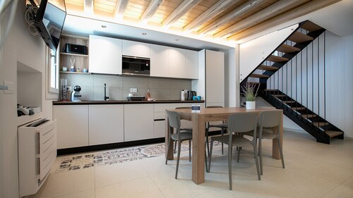 Comfortable Casa Boscolo Family for up to 8 guests