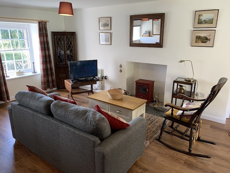 Traditional Lake District Cottage In Peaceful Location - Escocia
