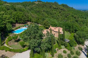 Family Villa, Multiple Bedrooms, Mountainside (Villa Casacheta) | Exterior