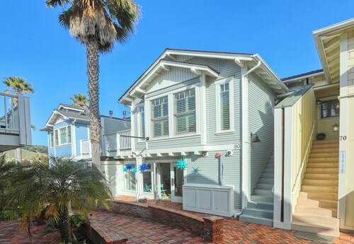 Landing Passage 1 Bdrm Beach Bungalow Relaxing and Steps from Beach