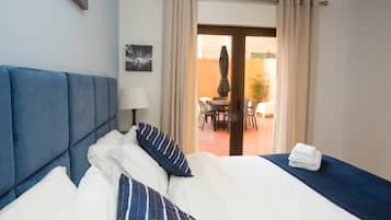 2 chambres, fer et planche Ă repasser, accĂšs Internet, draps fournis