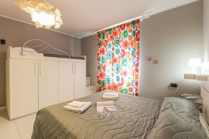 Villa Familiale, 3 chambres, côté montagne (Villa Paola Tremezzo)