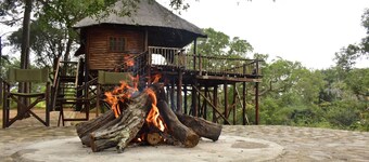 Tranquil Chalets in Game Reserve (70km from Kruger National Park)