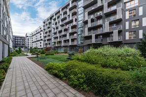 Front of property - Apartment Romanowicza Cracow by Renters (Kraków)