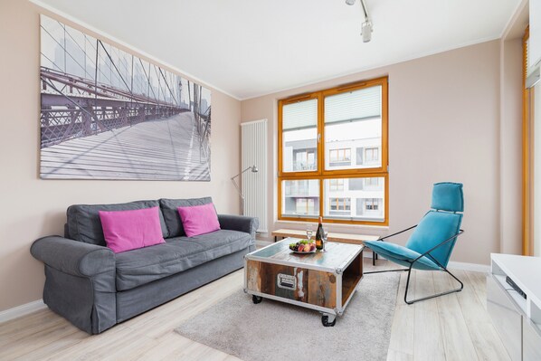 Living room - Apartment Romanowicza Cracow by Renters (Kraków)