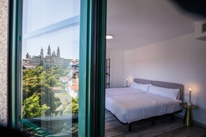 Habitació doble o amb dos llits individuals superior | Escriptori, wifi gratuïta i roba de llit 