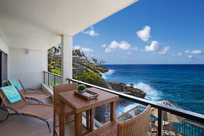 Property grounds - Poipu Shores B202: Beautiful Oceanfront Condo on Kaua'i's Pristine South Shore (Koloa)